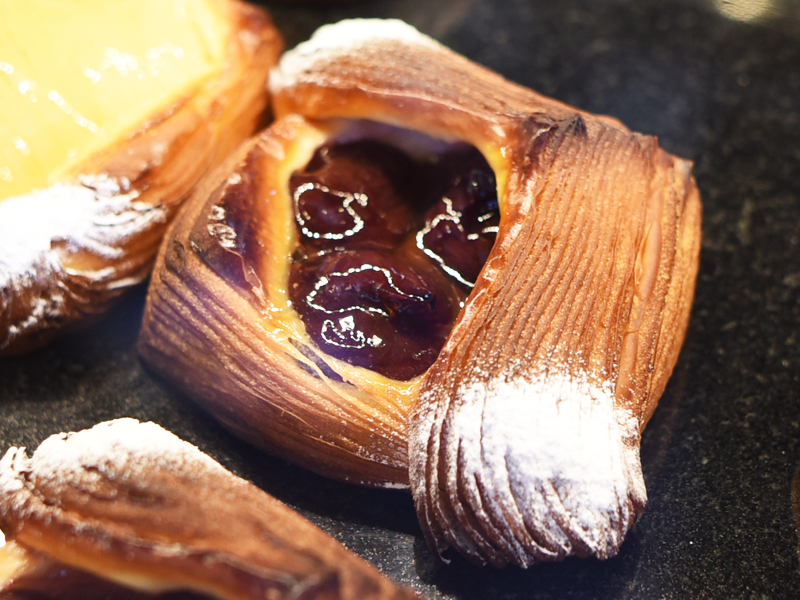 グリオットショコラ BOULANGER PATISSIER y'KUNIEDA
(ワイクニエダ)は岐阜県大垣市にある
自家製天然酵母パンとケーキのお店です。