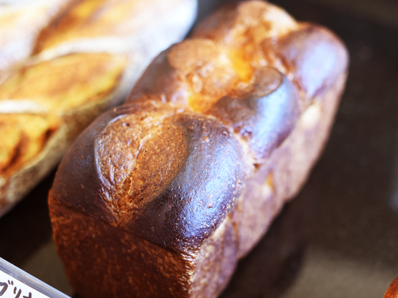 ブリオッシュナンテール BOULANGER PATISSIER y'KUNIEDA
(ワイクニエダ)は岐阜県大垣市にある
自家製天然酵母パンとケーキのお店です。