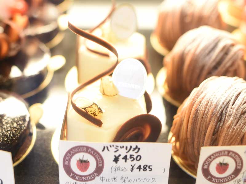 バジリカ BOULANGER PATISSIER y'KUNIEDA
(ワイクニエダ)は岐阜県大垣市にある
自家製天然酵母パンとケーキのお店です。